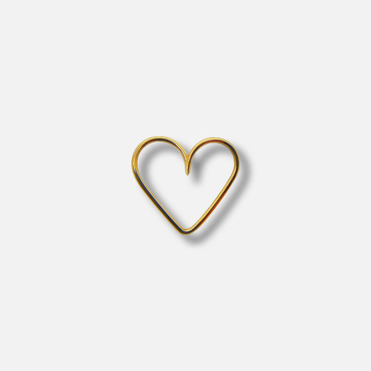 Spilla a forma di cuore aperto, piegata in un solo filo nel colore oro — Trame gioielli